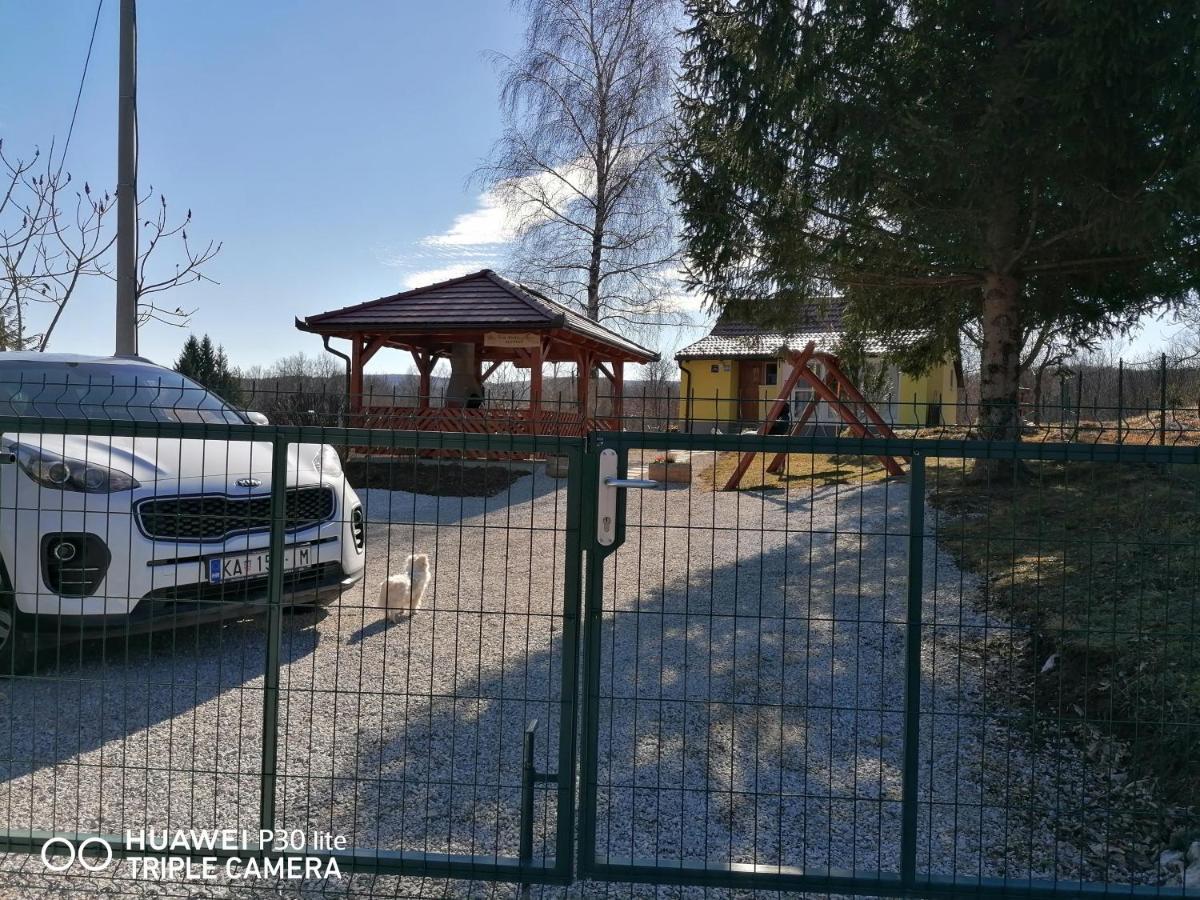 Kuca Za Odmor Tina Appartement Tounj Buitenkant foto